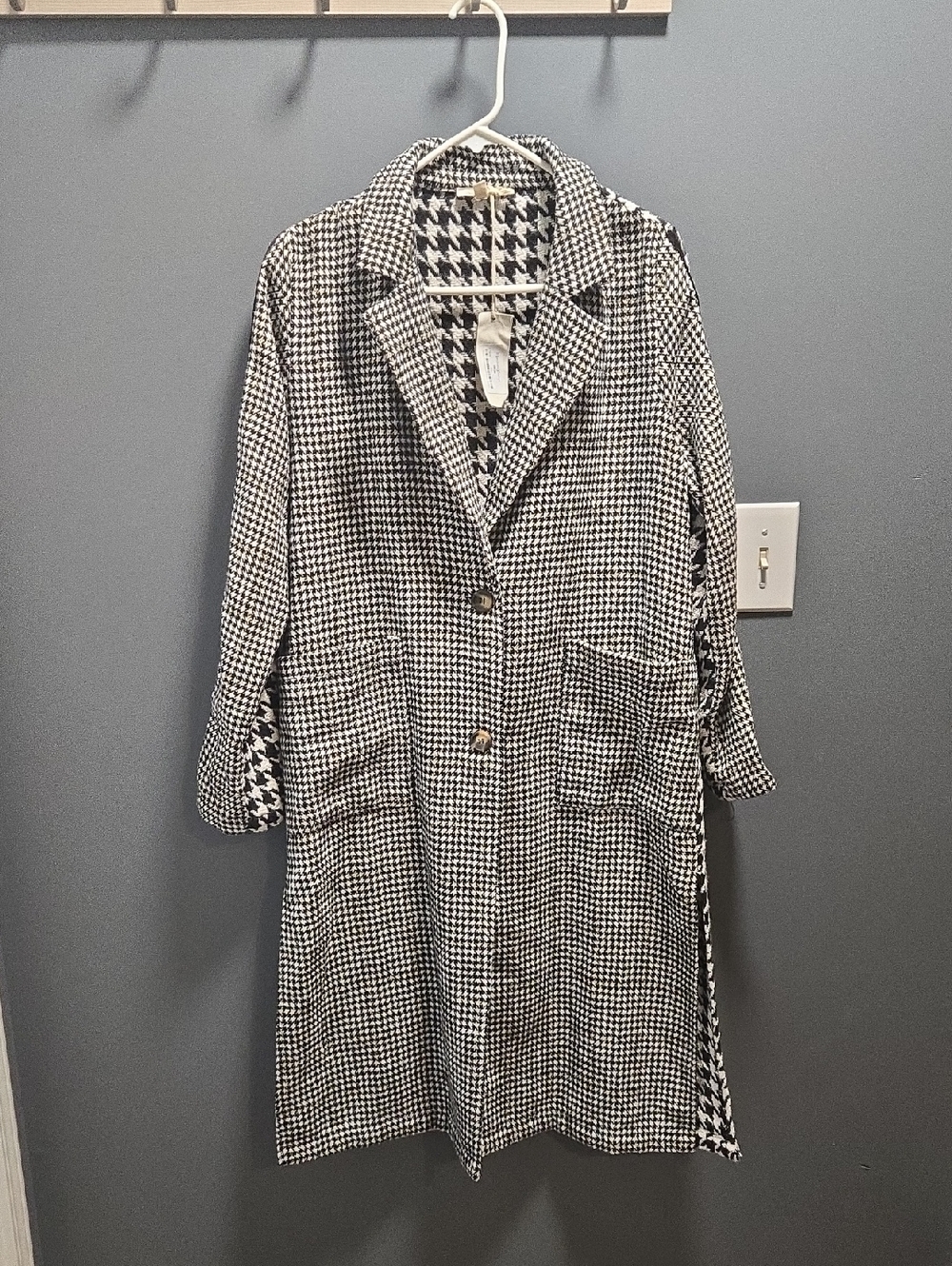 Mystree Black and White Houndstooth Coat